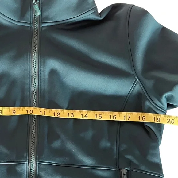 Women's Teal Under Armour Jacket - Picture 3 of 7